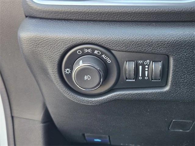 new 2026 Chrysler Pacifica car, priced at $51,095