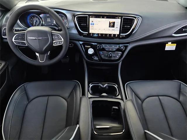 new 2026 Chrysler Pacifica car, priced at $51,095