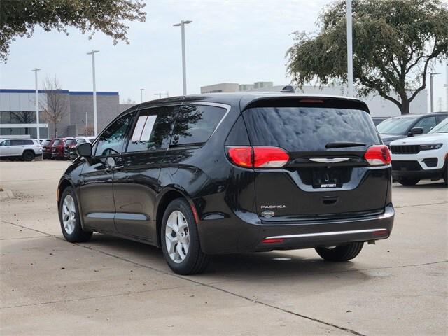 used 2018 Chrysler Pacifica car, priced at $12,997