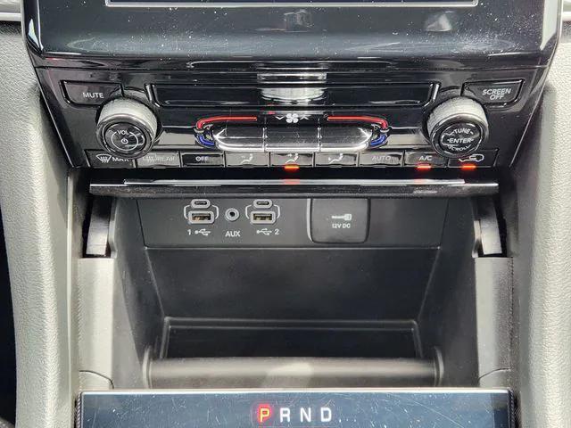 used 2025 Jeep Grand Cherokee car, priced at $29,275