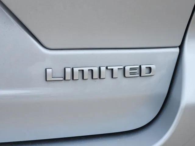 new 2025 Jeep Grand Cherokee car, priced at $44,595