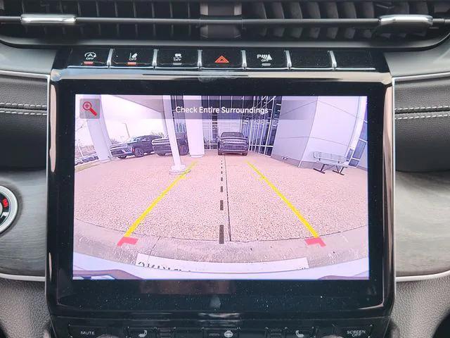 new 2025 Jeep Grand Cherokee car, priced at $44,595