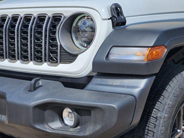 new 2026 Jeep Wrangler car, priced at $45,070