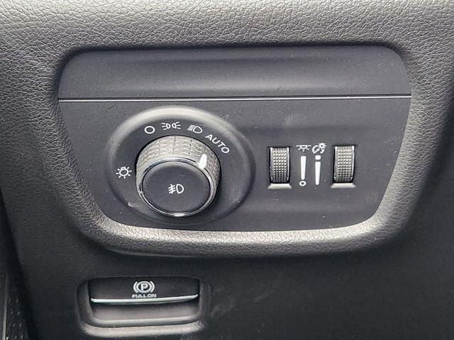new 2026 Jeep Grand Cherokee car, priced at $49,357