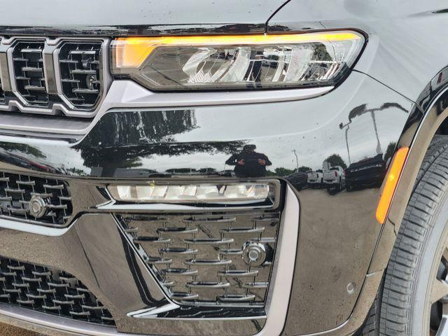 new 2026 Jeep Grand Cherokee car, priced at $49,357