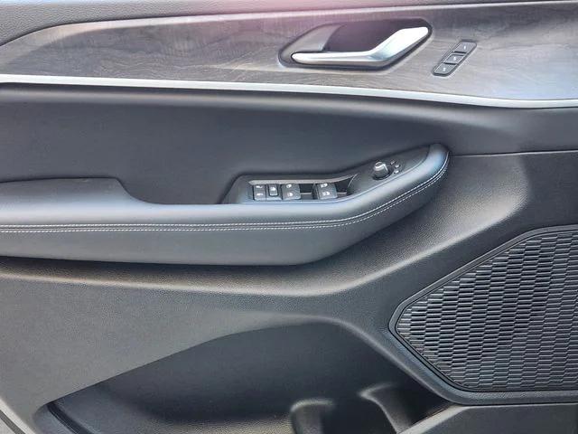 new 2025 Jeep Grand Cherokee L car, priced at $49,167