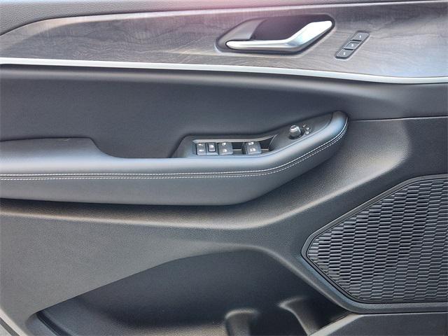 new 2025 Jeep Grand Cherokee L car, priced at $47,667