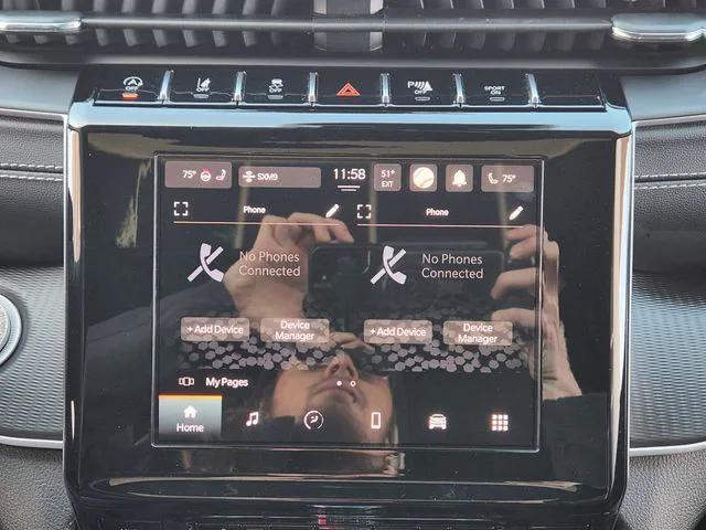 used 2025 Jeep Grand Cherokee car, priced at $28,997