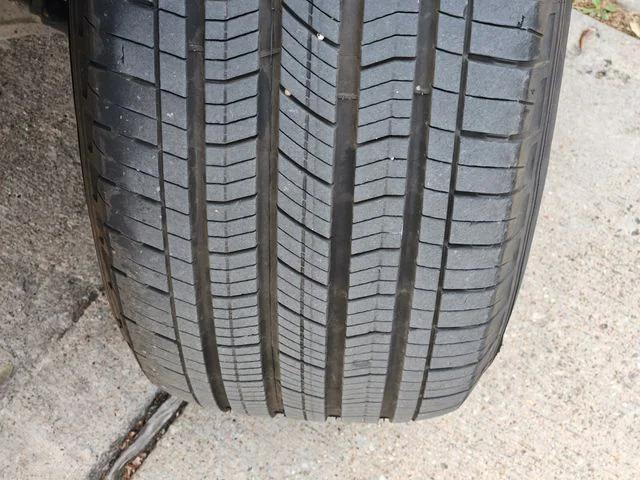 used 2024 Jeep Grand Cherokee L car, priced at $29,169