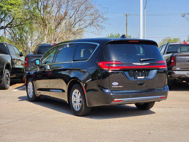 new 2026 Chrysler Pacifica car, priced at $43,685