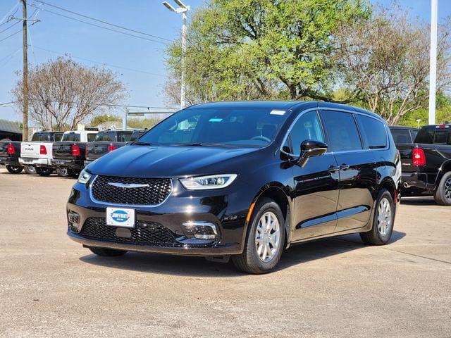 new 2026 Chrysler Pacifica car, priced at $43,685