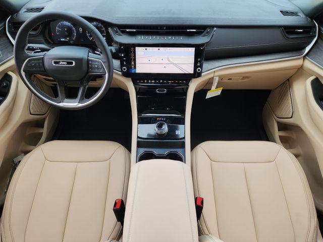 new 2026 Jeep Grand Cherokee car, priced at $44,179