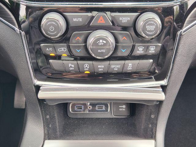 used 2020 Jeep Grand Cherokee car, priced at $19,524