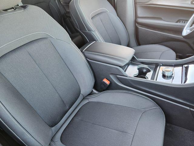 new 2026 Jeep Grand Cherokee car, priced at $41,511