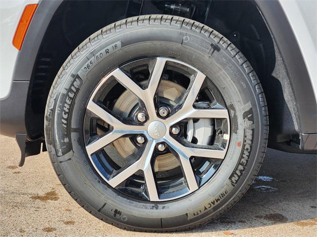 new 2025 Jeep Grand Cherokee car, priced at $44,337