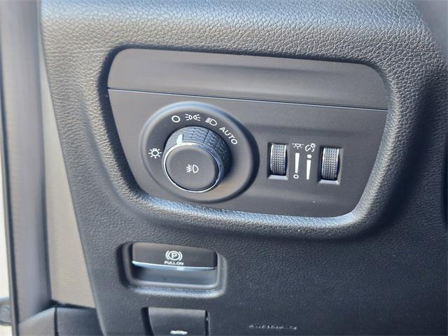 new 2025 Jeep Grand Cherokee car, priced at $45,063