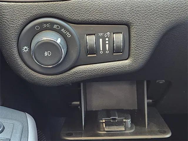 used 2022 Jeep Cherokee car, priced at $21,997