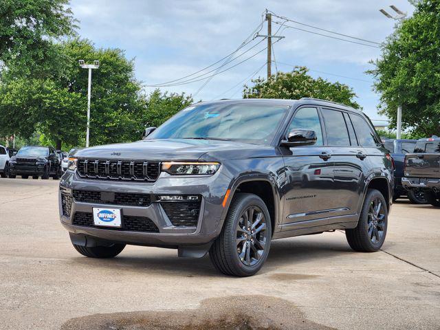 new 2026 Jeep Grand Cherokee car, priced at $46,744