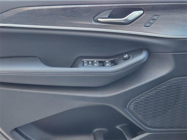 new 2025 Jeep Grand Cherokee car, priced at $44,216