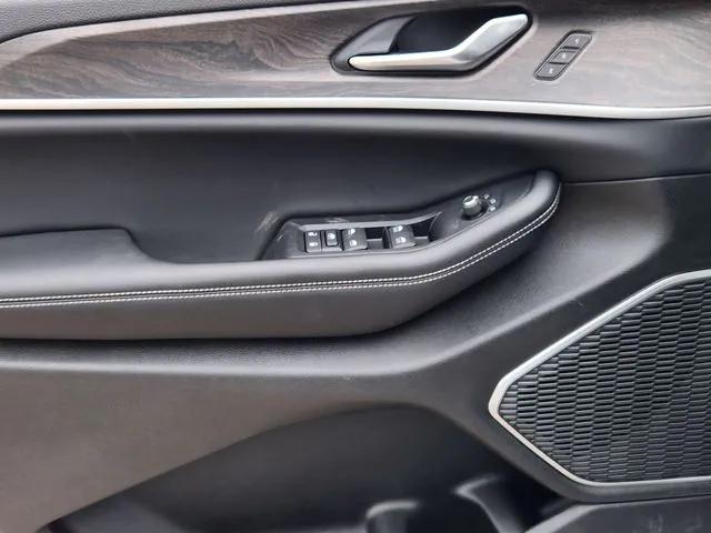 new 2026 Jeep Grand Cherokee L car, priced at $44,081