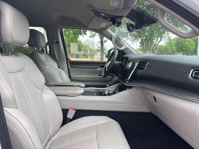 used 2024 Jeep Wagoneer car, priced at $43,389