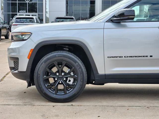 used 2024 Jeep Grand Cherokee L car, priced at $26,989