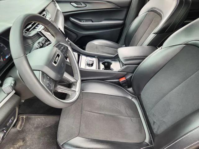 used 2024 Jeep Grand Cherokee L car, priced at $26,989