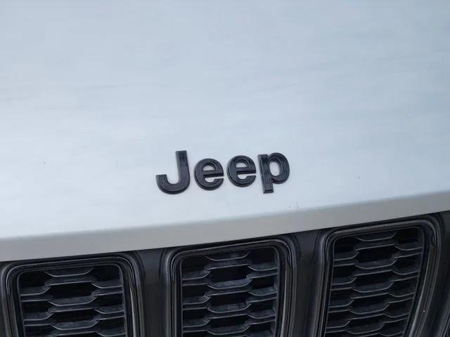 used 2024 Jeep Grand Cherokee L car, priced at $26,989