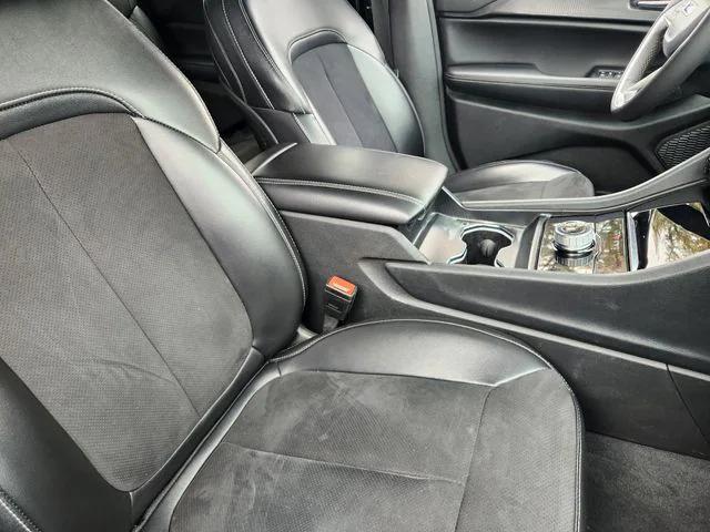 used 2024 Jeep Grand Cherokee L car, priced at $26,989