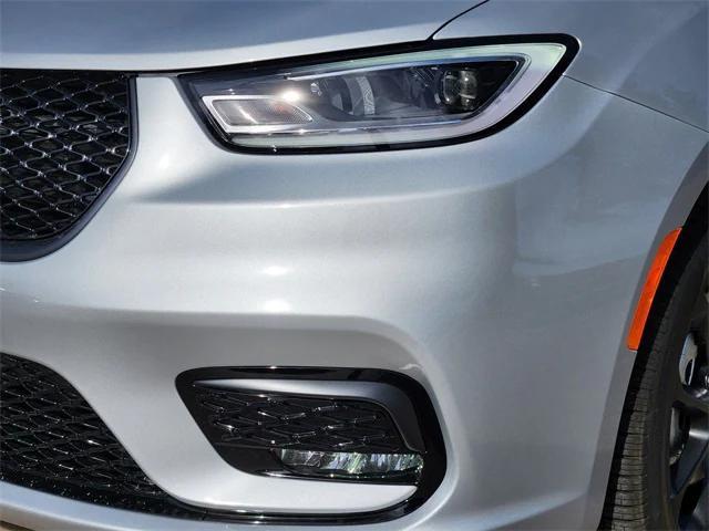 new 2026 Chrysler Pacifica car, priced at $47,180