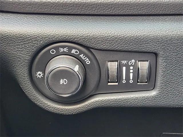 new 2026 Chrysler Pacifica car, priced at $47,180