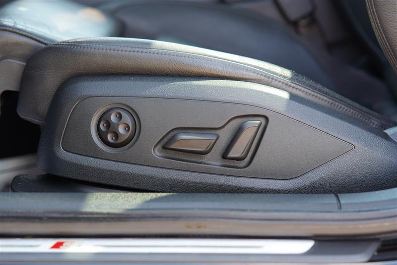 Audi A4 view 65