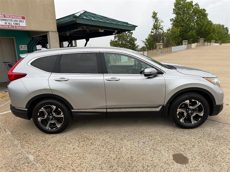 used 2017 Honda CR-V car, priced at $16,996