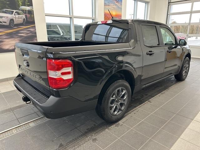 new 2025 Ford Maverick car, priced at $37,074