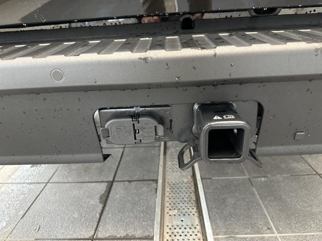 new 2025 Ford Maverick car, priced at $37,074