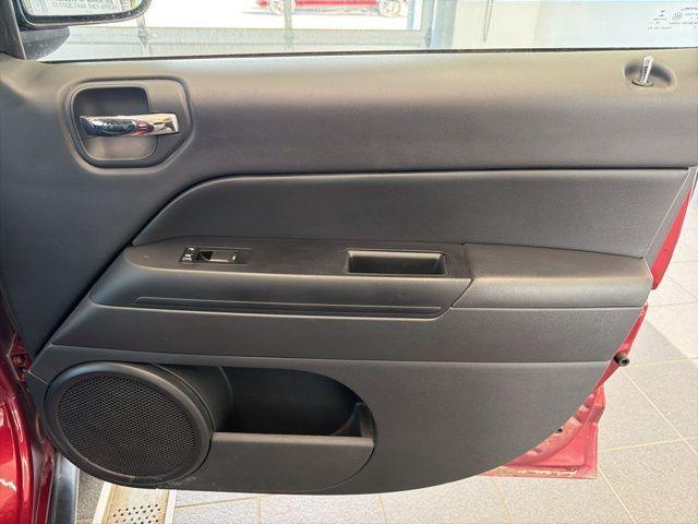 used 2015 Jeep Compass car, priced at $8,800