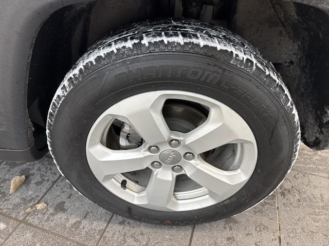 used 2020 Jeep Compass car, priced at $15,895