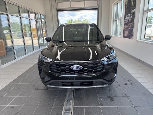 new 2025 Ford Escape car, priced at $34,200