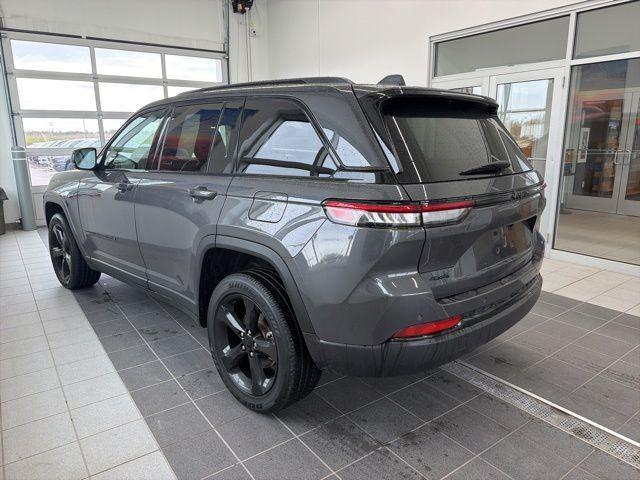 used 2025 Jeep Grand Cherokee car, priced at $36,178