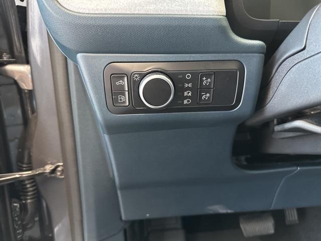 new 2025 Ford Maverick car, priced at $33,684