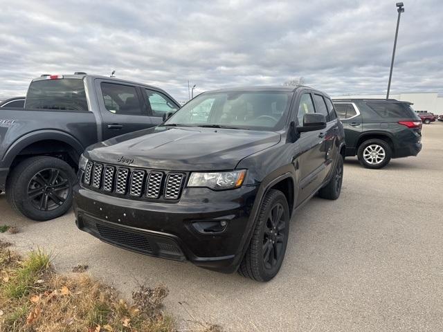 used 2019 Jeep Grand Cherokee car, priced at $15,195
