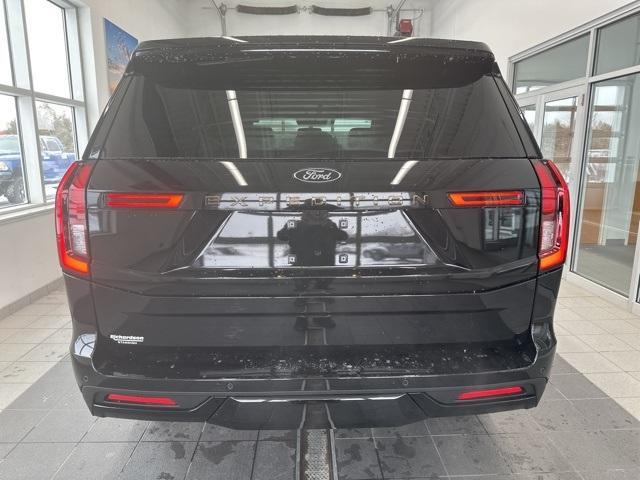 new 2025 Ford Expedition car, priced at $78,172