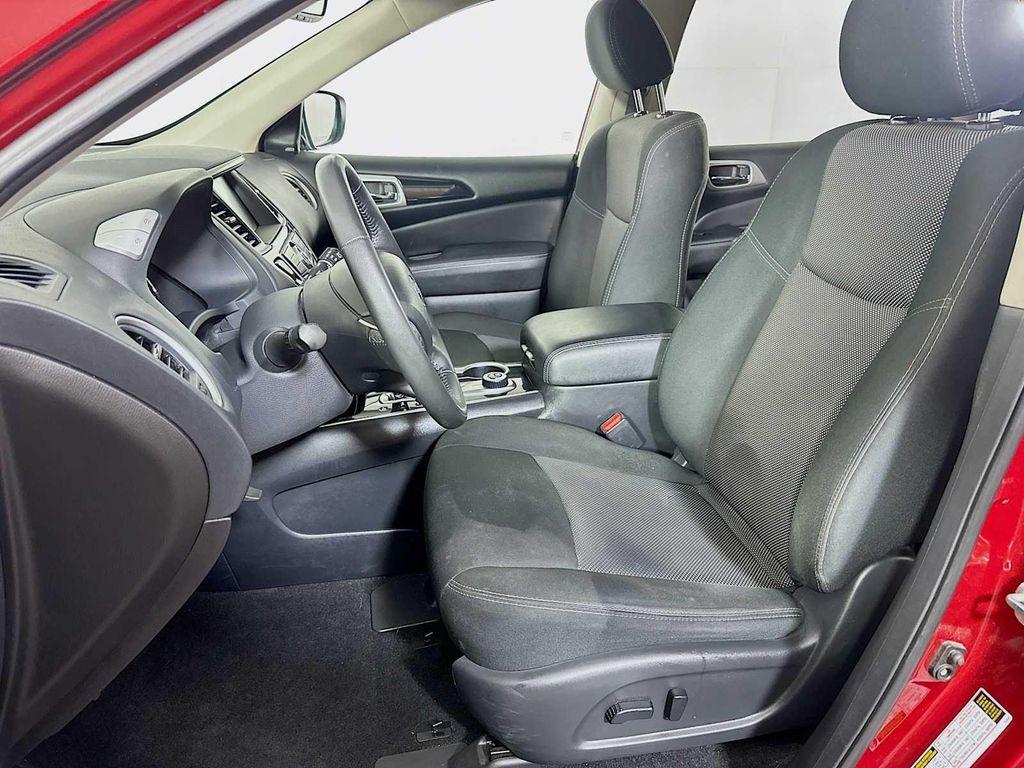 used 2020 Nissan Pathfinder car, priced at $12,995