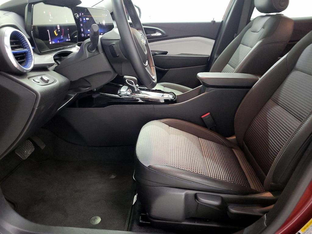 used 2025 Chevrolet Trax car, priced at $22,998