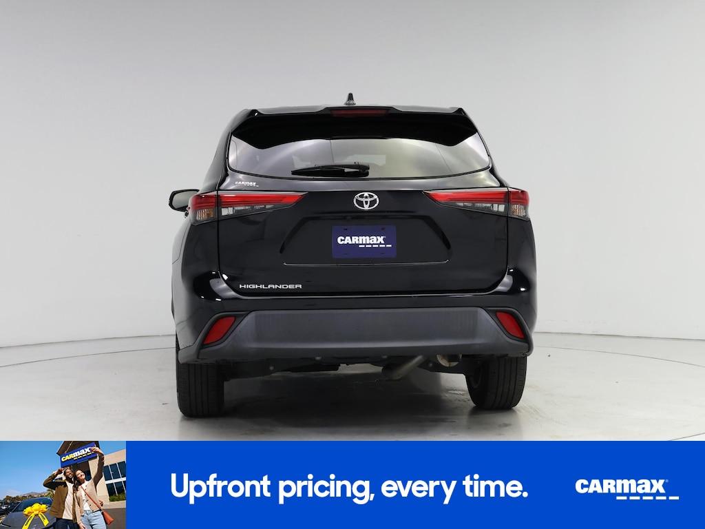 used 2021 Toyota Highlander car, priced at $27,998