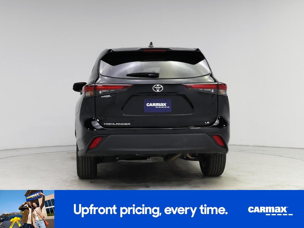 used 2025 Toyota Highlander car, priced at $33,998