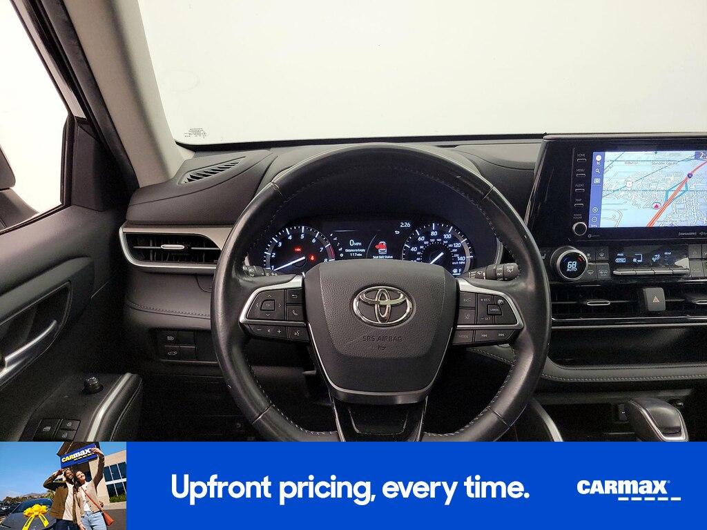 used 2020 Toyota Highlander car, priced at $31,998