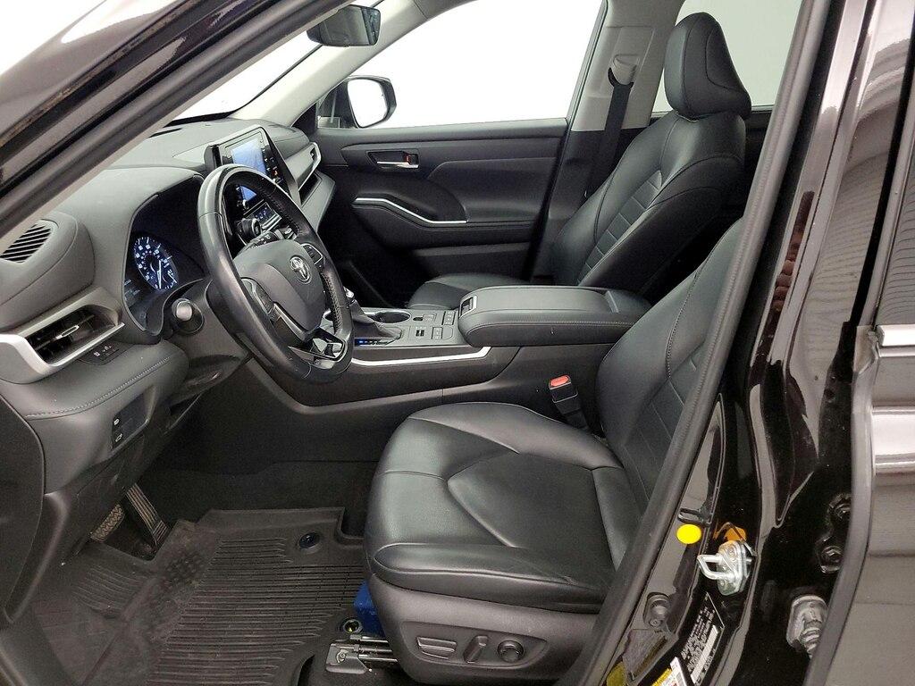 used 2020 Toyota Highlander car, priced at $31,998