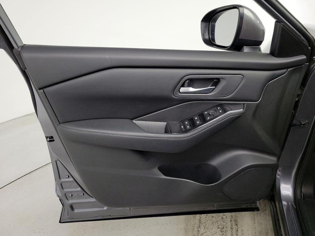 used 2025 Nissan Rogue car, priced at $25,998