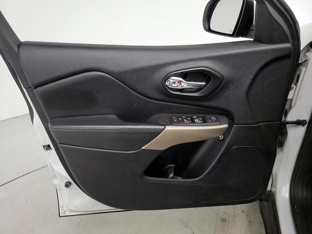 used 2017 Jeep Cherokee car, priced at $15,998